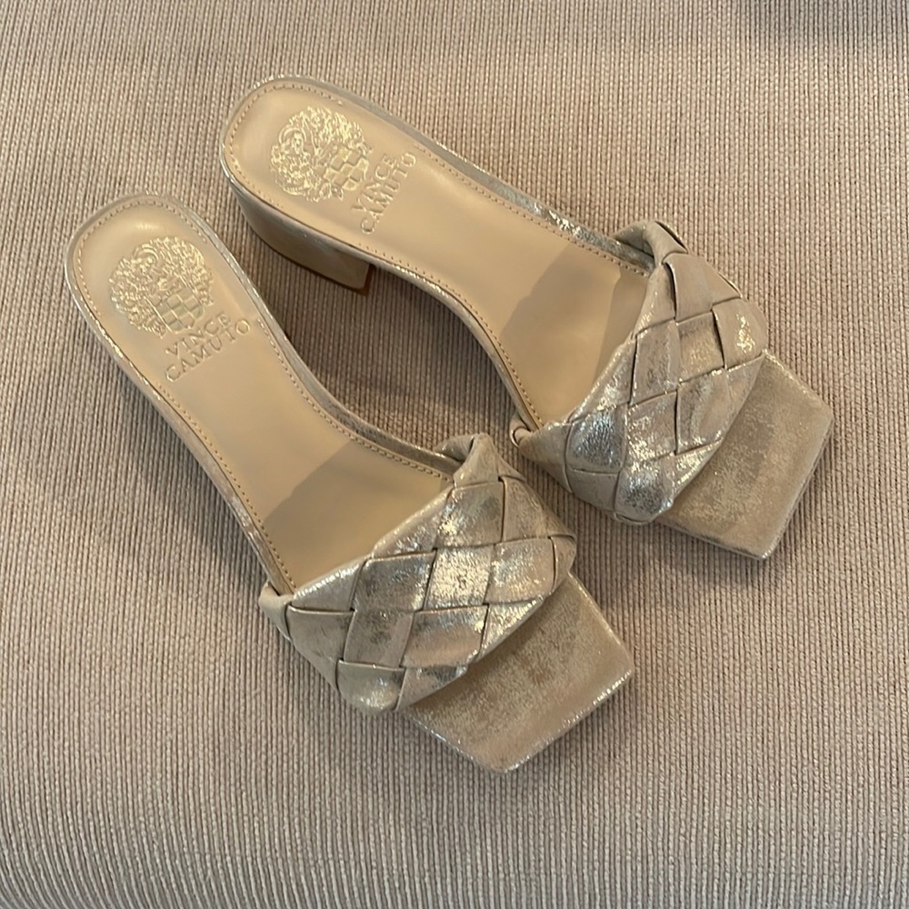 Vince Camino gold metallic sandals Brand New